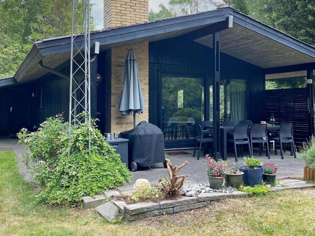 6 Person Holiday Home In V Ggerl Se Bøtø By 외부 사진